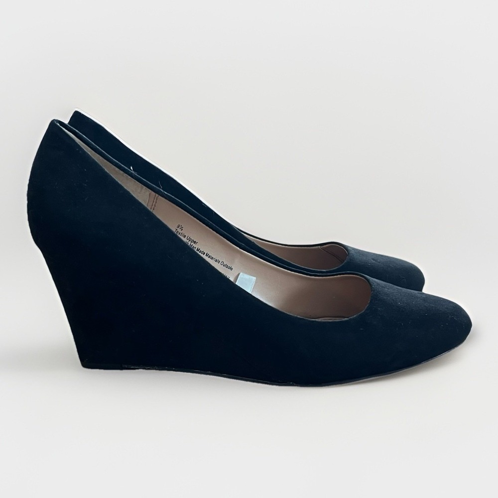 A New Day Black Wedge 3in Heels Womens 9.5 Closed Toe‎ Slip On Suede Like Party